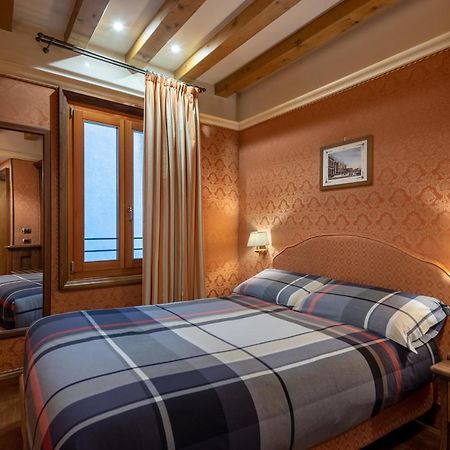 Hotel Montecarlo Венеция Екстериор снимка