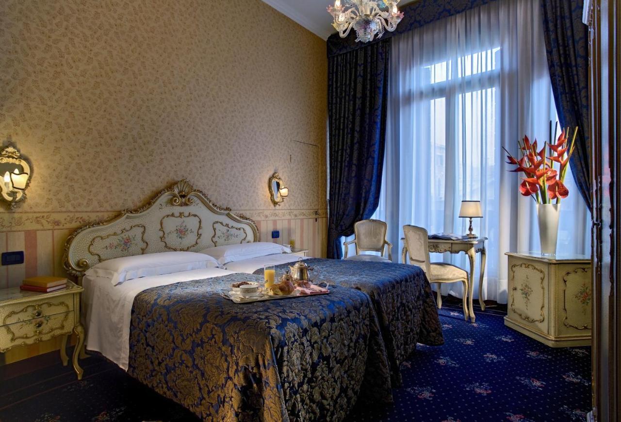 Hotel Montecarlo Венеция Стая снимка